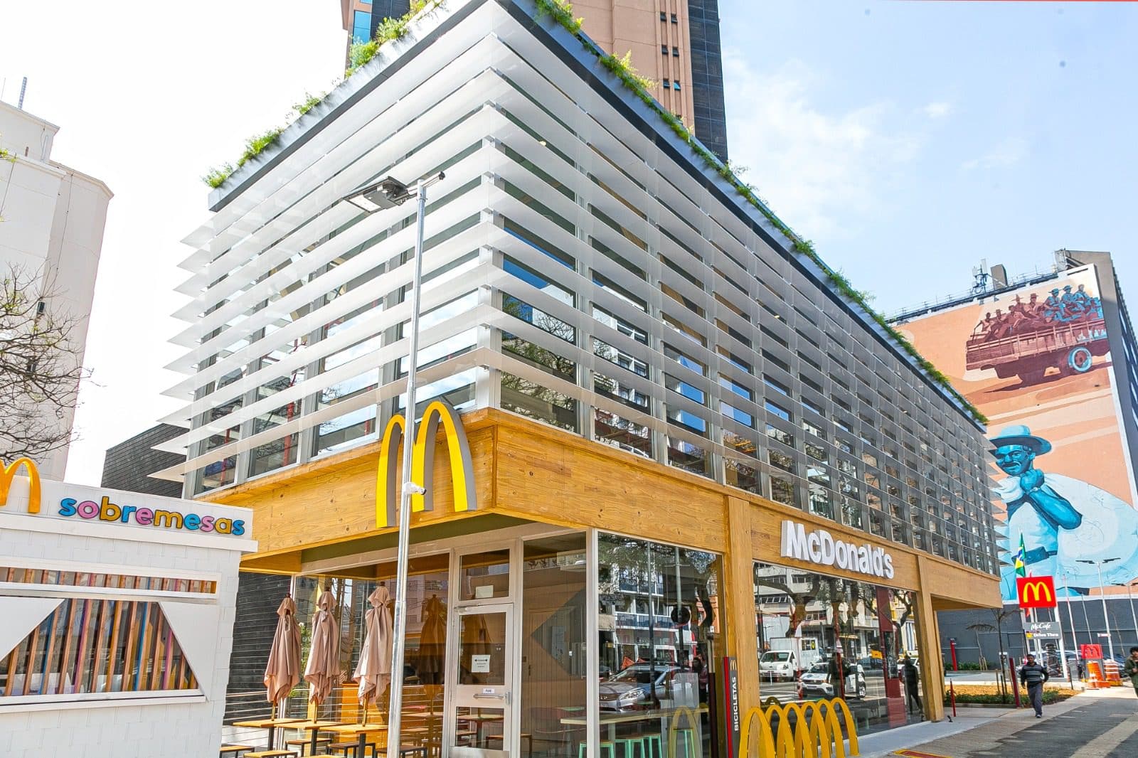 Foto fachada Mac de madeira Avenida Paulista